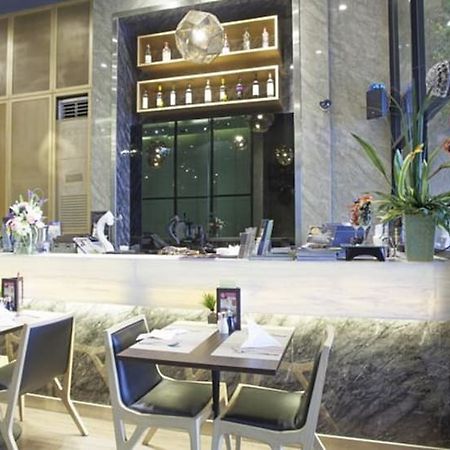 V Residence Serviced Apartment Bangkok Zewnętrze zdjęcie