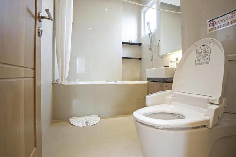 V Residence Serviced Apartment Bangkok Zewnętrze zdjęcie